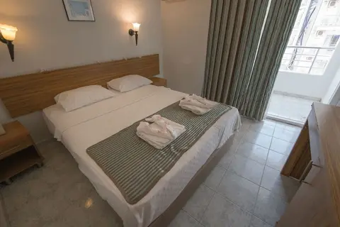 Mert Seaside Hotel in Marmaris — foto 17