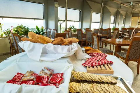 Dolphin Resort & Conference in Athene — foto 2