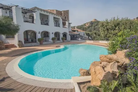 Il Giardino degli Oleandri in Poltu Quatu, foto 7