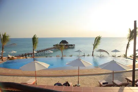 Sea Cliff Resort & Spa in Mangapwani — foto 19