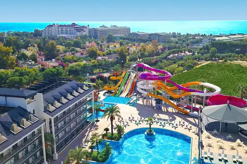 Dream World Palace in Manavgat