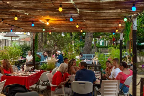 Camping Domaine Sainte Véziane foto 21