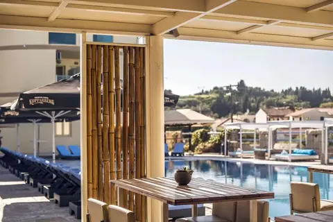 Island Beach Resort & Annex in Δημοτική Ενότητα Λευκιμμαίων — foto 8