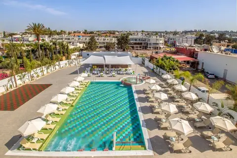 Nicholas Color Hotel in Ayia Napa — foto 9