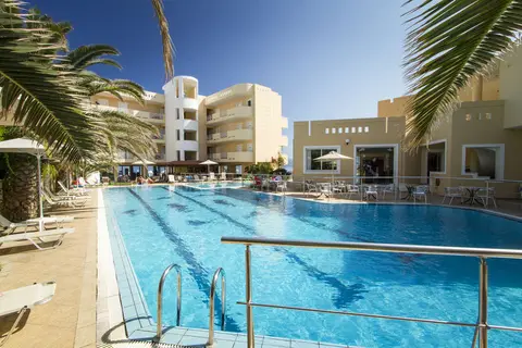 Sunny Bay in Kissamos