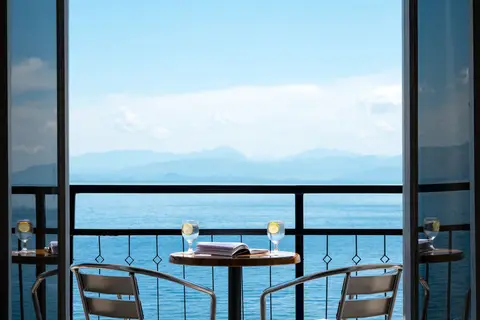 Canvas by Mitsis Belvedere in Δημοτική Ενότητα Μελιτειέων — foto 10