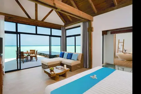 Kuredhivaru Resort & Spa in Kuredhivaru — foto 4
