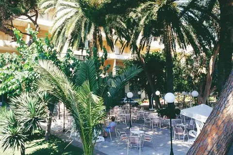 Planas in Salou — foto 29