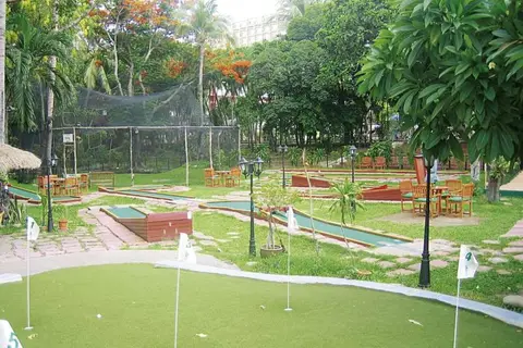 Basaya Beach Hotel & Resort in พัทยา — foto 9