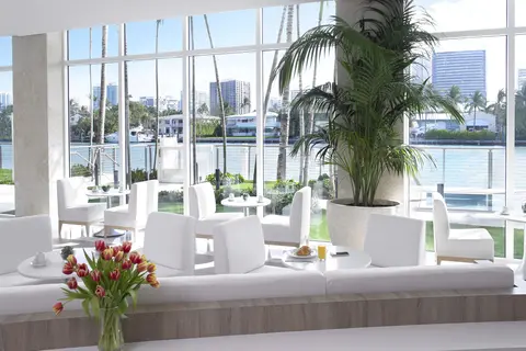 Grand Beach Hotel Bay Harbor in Bay Harbor Islands — foto 9