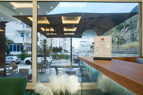 Sunset Hotel in Durres — foto 22