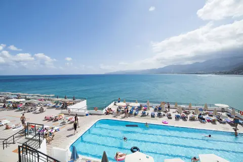 Horizon Beach Hotel in Δημοτική Ενότητα Μαλίων — foto 2