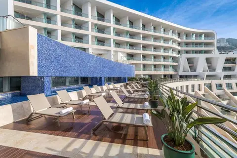 Sesimbra Oceanfront Hotel in Sesimbra — foto 12
