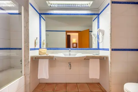 Aparthotel Vibra Blanc Palace in Ciutadella — foto 18