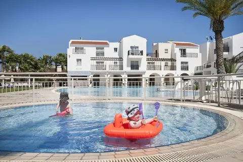 Akti Beach Village Resort in Hlorakas — foto 2