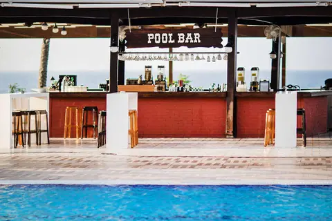 Merit Park Hotel & Casino in Karaoğlanoğlu Caddesi, Girne — foto 15