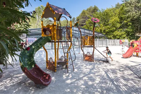 Camping Le Saint Louis in Pégomas — foto 2