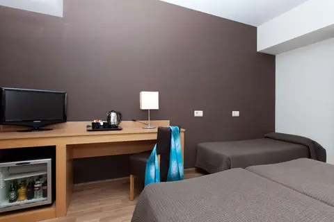 Hotel Sagrada Familia in Barcelona — foto 3