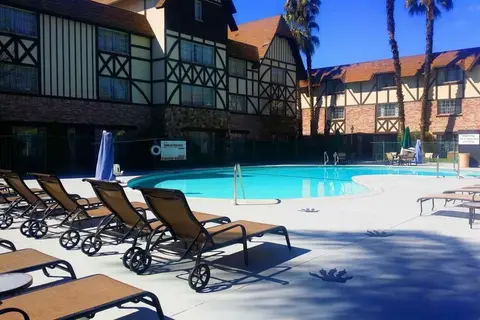 Anaheim Majestic Garden in Anaheim — foto 18