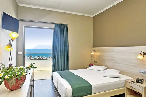 Elena Beach hotel in Kissamos