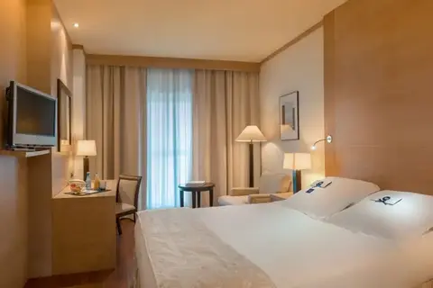 Hotel SH Valencia Palace in Valencia — foto 2