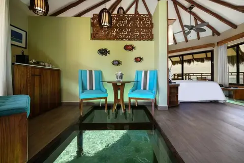 Palafitos Overwater Bungalows in Playa del Carmen, foto 12
