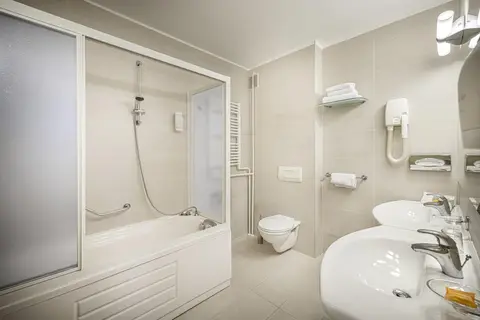 Valamar Diamant Hotel in Porec — foto 28