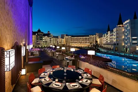 Mardan Palace in Aksu — foto 21