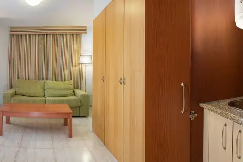 Studios RH Vinaros in Almería — foto 10