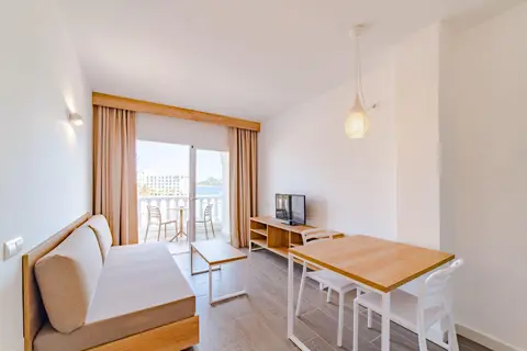 ENDLSS Ibiza in Cala de Bou — foto 5
