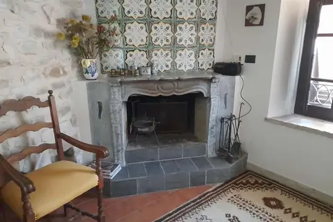 Castello di Giomici in Valfabbrica, foto 10