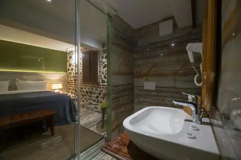 Hani I Pazarit Boutique Hotel in Korca — foto 4