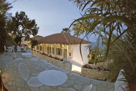 White Suites Resort in Δημοτική Ενότητα Κασσάνδρας — foto 23