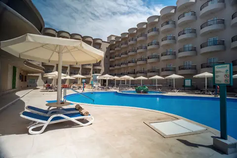 Serano Club in الاحياء — foto 2