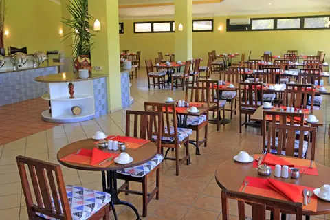 The Kairaba Beach Hotel in Serrekunda — foto 22