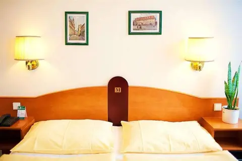 Hotel Merkur in Praag — foto 14
