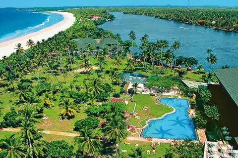 Cinnamon Bentota Beach in Bentota — foto 21