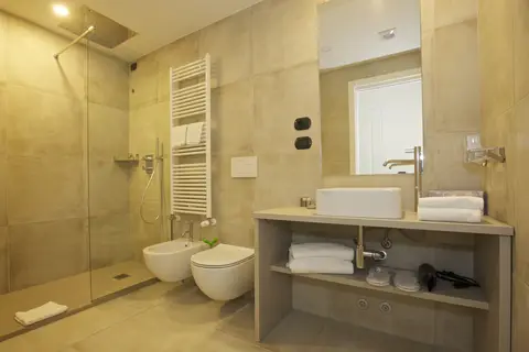 Al Campanile - Luxury Suites & Apartments in Sienna — foto 25
