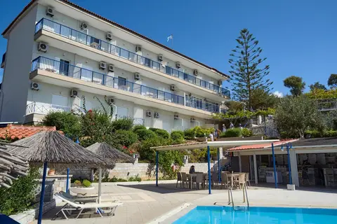 Golden Sun Hotel in Finikoundas — foto 3