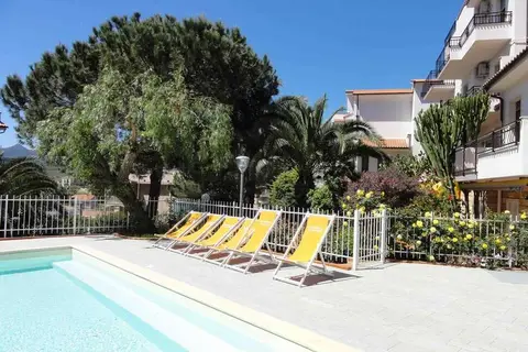 Appartementen Dei Fiori in Pietra Ligure, foto 11
