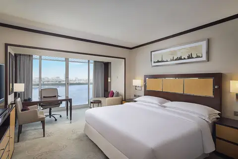Sheraton Dubai Creek Hotel & Towers in ديرة — foto 8