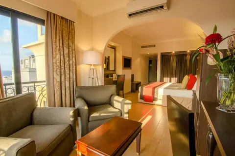 AX The Victoria Hotel in Tas-Sliema — foto 18