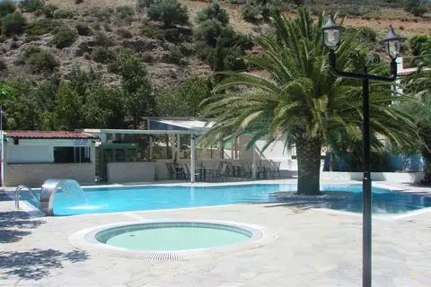 Neos Ikaros in Αγία Γαλήνη — foto 22