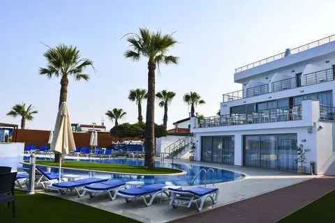 Mimoza Beach Hotel in Yeniboğaziçi — foto 29