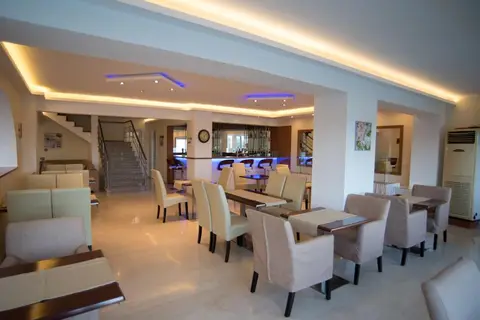 Oasis Hotel in Perigiali, foto 16