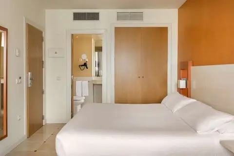 Hotel ILUNION Fuengirola in Fuengirola — foto 20