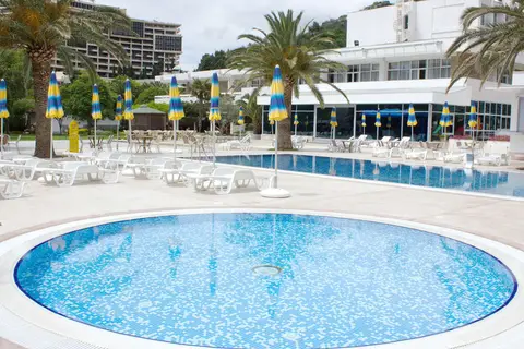 Hotel Montenegro Beach Resort in Bečići — foto 2