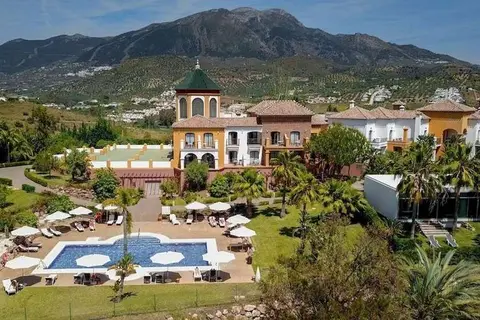 B bou Hotel La Vinuela & Spa in Viñuela