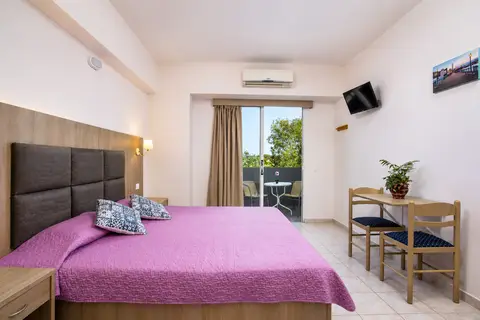 Sun & Sea studios & appartementen in Φαληράκι — foto 15
