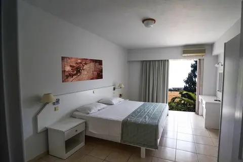 Evripides Village in Καρδάμαινα — foto 14